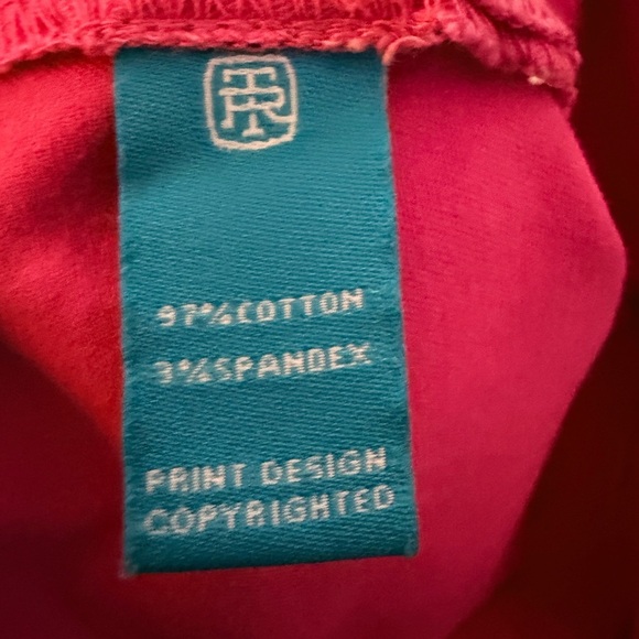 Tori Richard Pink 9 inch Bermuda Shorts - Picture 5 of 6